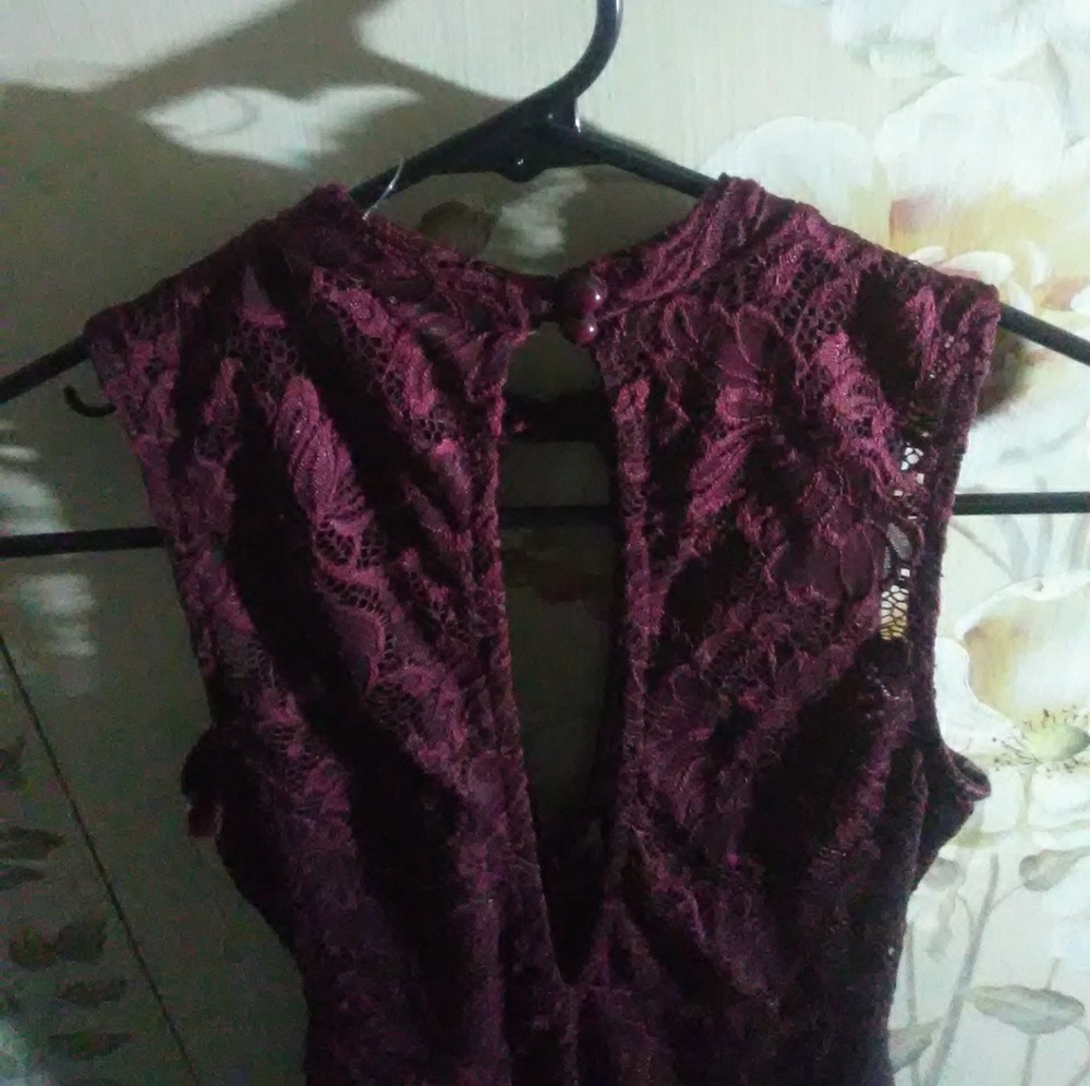 Dress - Picture 2 of 2
